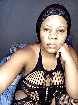 Emmylove-xr25 online show from 02-12-26, 07:53