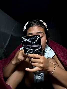 Lynly k2 online show from 02-19-26, 11:28