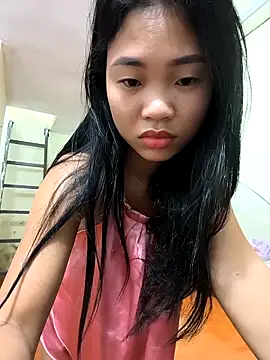 Lynly k2 online show from 03-25-26, 11:33