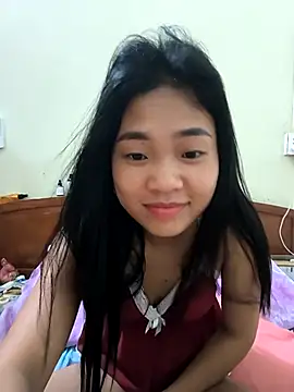 Lynly k2 online show from 04-15-26, 12:12