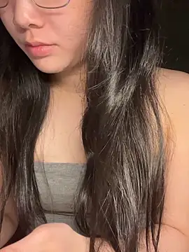 Lynn-122 online show from 11-22-25, 04:28