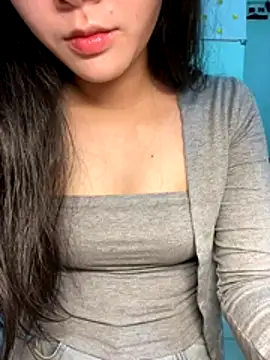 Lynn-122 online show from 11-30-25, 04:11