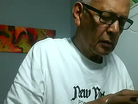 dirtysluttyfist online show from 11-13-25, 01:21