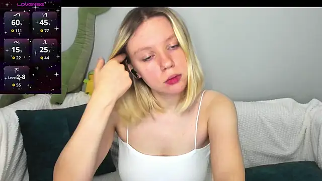 Monisees online show from 12-19-25, 01:56