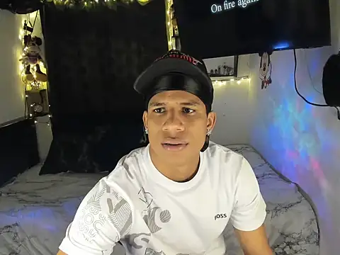 JUANBIGCOCK21CM online show from 07-22-26, 01:47