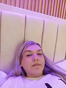 Snapshot of gala_montes_30 chatting on 11-08-25, 01:55 gala montes 30 online show from 11-08-25, 01:55