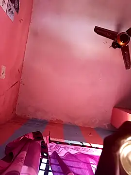 Snapshot of rafifucking_king chatting on 11-15-25, 04:10 rafifucking king online show from 11-15-25, 04:10