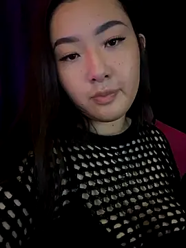 Snapshot of Kewley chatting on 11-16-25, 11:43 Kewley online show from 11-16-25, 11:43