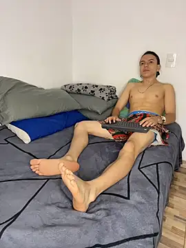 Snapshot of Master_massimo2_0 chatting on 11-07-25, 11:27 Master massimo2 0 online show from 11-07-25, 11:27