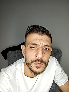 Snapshot of Red_dewilll chatting on 11-07-25, 11:27 Red dewilll online show from 11-07-25, 11:27