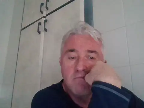 Snapshot of Cumlover5534 chatting on 02-10-25, 12:18 Cumlover5534 online show from 02-10-25, 12:18