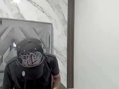 Snapshot of maximoseductor chatting on 11-09-25, 02:59 maximoseductor online show from 11-09-25, 02:59