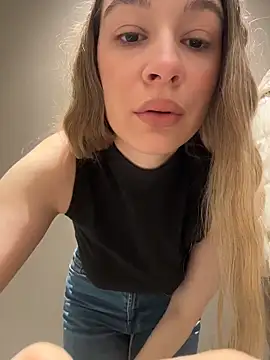 SashaCatt online show from 02-18-26, 07:48