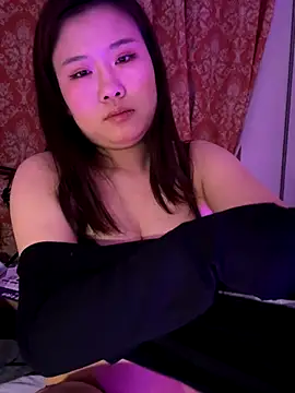 Snapshot of xoxo7799 chatting on 11-23-25, 05:46 xoxo7799 online show from 11-23-25, 05:46