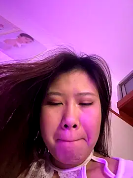 Snapshot of xoxo7799 chatting on 12-05-25, 04:58 xoxo7799 online show from 12-05-25, 04:58