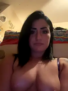 ValayaNoire online show from 11-19-25, 10:59