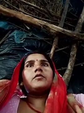 Snapshot of Seema_ji12 chatting on 04-19-26, 01:05 Seema ji12 online show from 04-19-26, 01:05