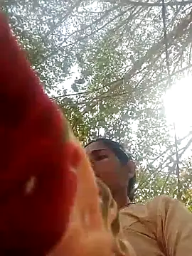 Snapshot of Seema_ji12 chatting on 04-25-26, 06:05 Seema ji12 online show from 04-25-26, 06:05