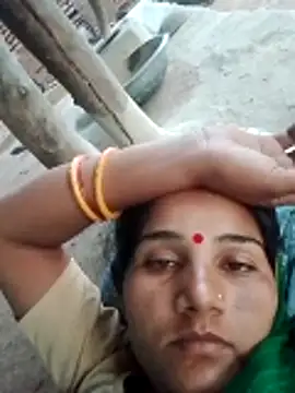 Snapshot of Seema_ji12 chatting on 05-20-26, 11:55 Seema ji12 online show from 05-20-26, 11:55