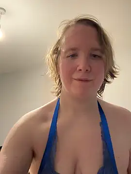 MollyWest  online show from 11-13-25, 07:24