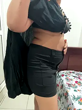 Snapshot of Ramishika chatting on 11-10-25, 07:02 Ramishika online show from 11-10-25, 07:02