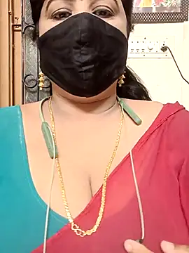 Snapshot of Dhiksha-Rani chatting on 11-11-25, 07:36 Dhiksha-Rani online show from 11-11-25, 07:36