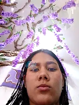 Snapshot of burbuja360 chatting on 11-09-25, 02:15 burbuja360 online show from 11-09-25, 02:15