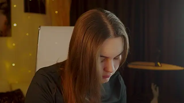 FrancescaCavaliere online show from 12-03-25, 09:18