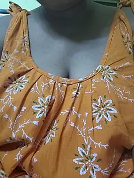 hotjuhi8 online show from 11-13-25, 06:29