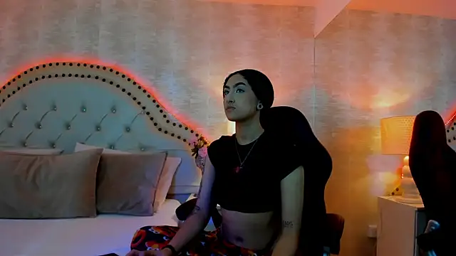 EllaEvanz online show from 12-02-25, 07:31