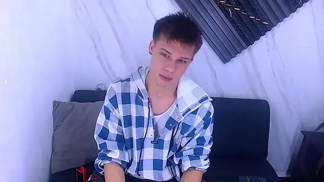 Liam York  online show from 03-09-26, 02:54