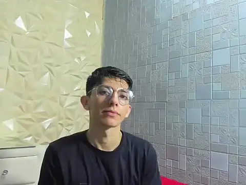 ElanGiraldo online show from 02-03-26, 11:43