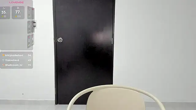 Snapshot of _sweetBlair_ chatting on 01-10-26, 05:37 sweetBlair online show from 01-10-26, 05:37