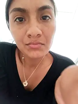 Uvit online show from 12-18-25, 08:37