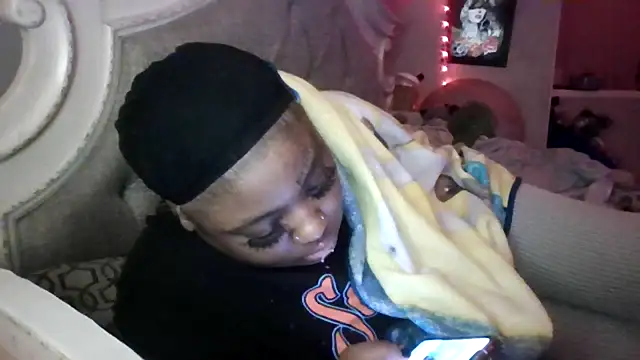 Dusaa  online show from 02-15-26, 07:51