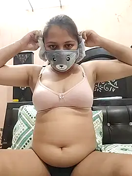 Snapshot of Kamna_Hotty chatting on 11-28-25, 06:21 Kamna Hotty online show from 11-28-25, 06:21