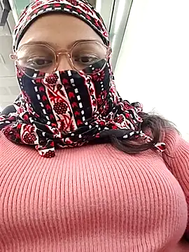 Kamna Hotty online show from 12-05-25, 03:48