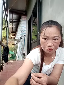 blonde blg online show from 11-17-25, 05:24