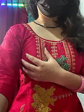 Red Queen 11 online show from 01-12-26, 03:12