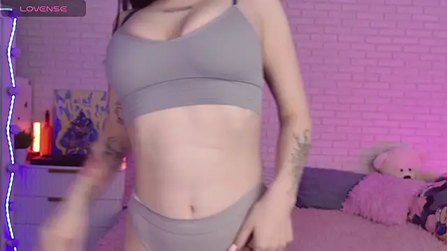 Darineko  online show from 03-03-26, 05:46