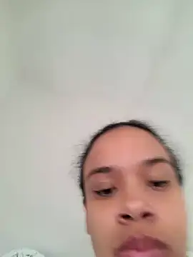 kyliecastell online show from 11-21-25, 02:27