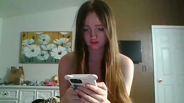 Snapshot of Kayluvs88 chatting on 05-01-26, 04:17 Kayluvs88 online show from 05-01-26, 04:17