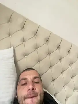 Kinkycouple142 online show from 03-06-26, 02:35