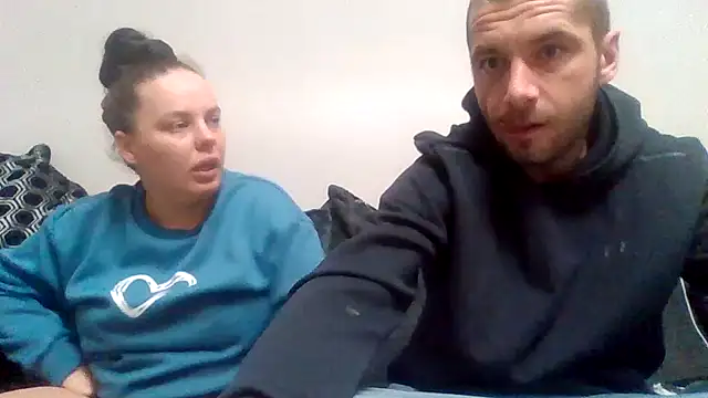 Kinkycouple142 online show from 04-10-26, 07:29