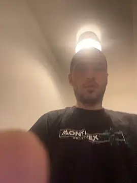 Kinkycouple142 online show from 04-12-26, 03:17