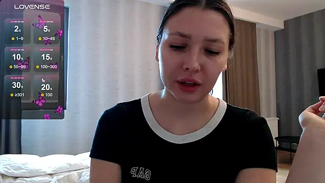 Snapshot of your__gena chatting on 06-06-26, 10:20 your gena online show from 06-06-26, 10:20