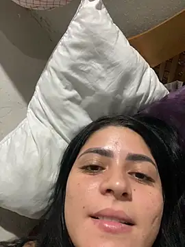 sarinha777 online show from 11-10-25, 04:33