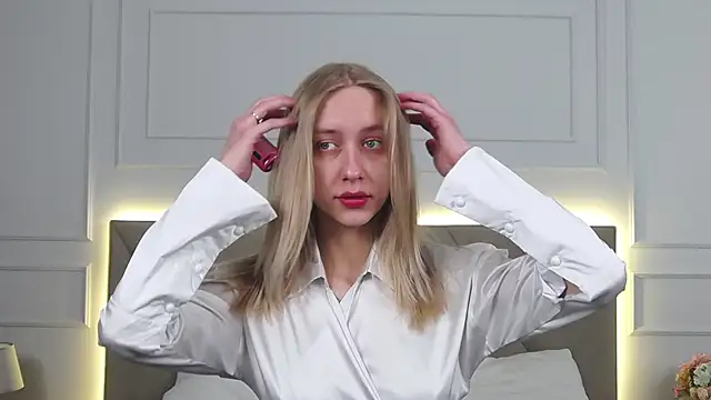 RachaelCute online show from 02-04-26, 10:21