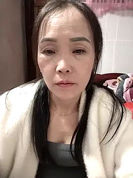 Feeling-hot online show from 11-22-25, 08:24