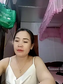 Feeling-hot online show from 03-15-26, 04:51